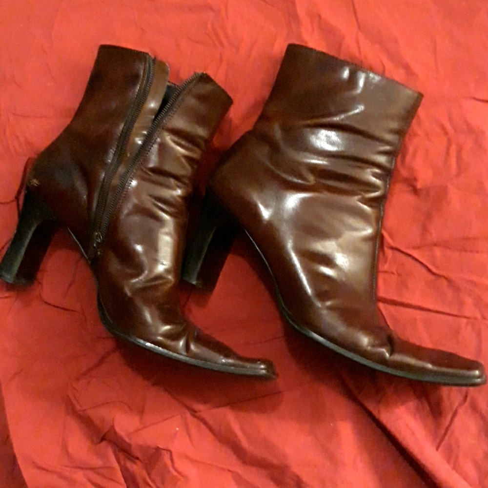Ankle boots